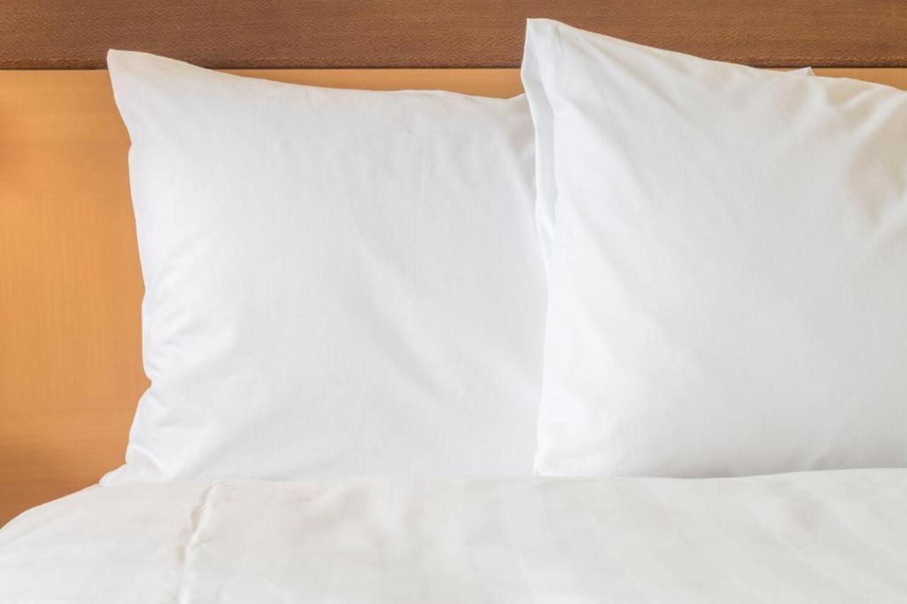 Holiday Inn Express & Suites - Warsaw - E Center By Ihg מראה חיצוני תמונה